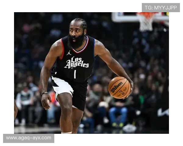 詹姆斯·哈登技术解析:从单打王到组织核心的进化之路 詹姆斯·哈登技术解析:从单打王到组织核心的进化之路