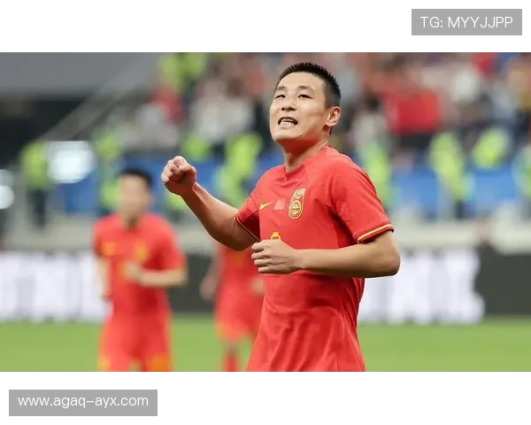 亚洲杯历史射手王再创辉煌，率队挺进决赛争夺冠军